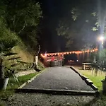 Les Du Domaine Helaku